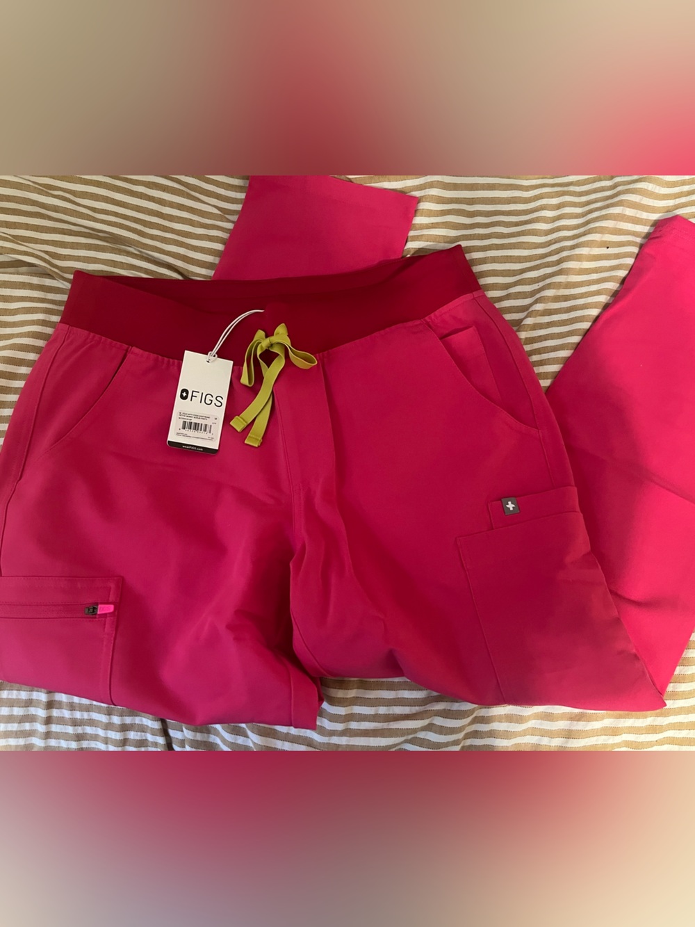 Figs Women’s  Shocking Pink Yola Pants